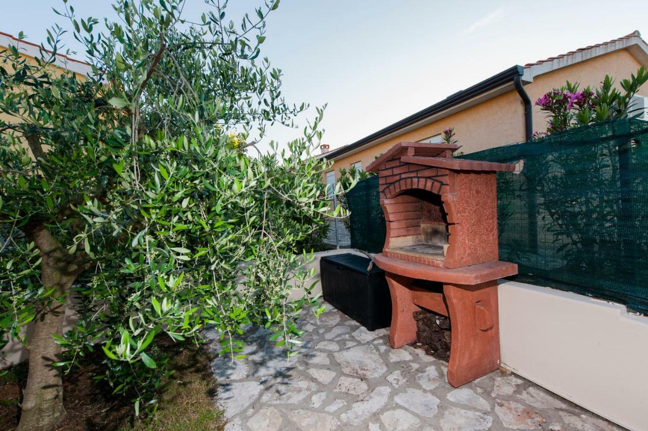 Villa Istria Πόρετς Εξωτερικό φωτογραφία
