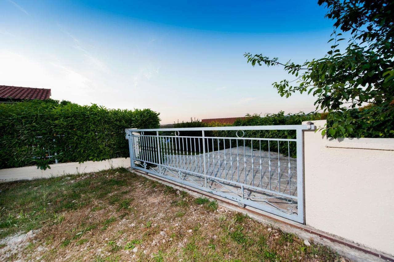 Villa Istria Πόρετς Εξωτερικό φωτογραφία